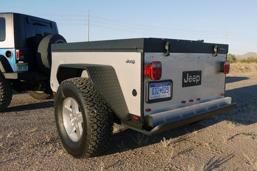  Jeep Extreme Trail Edition Camper 2011 года  (фото 5 из 36)